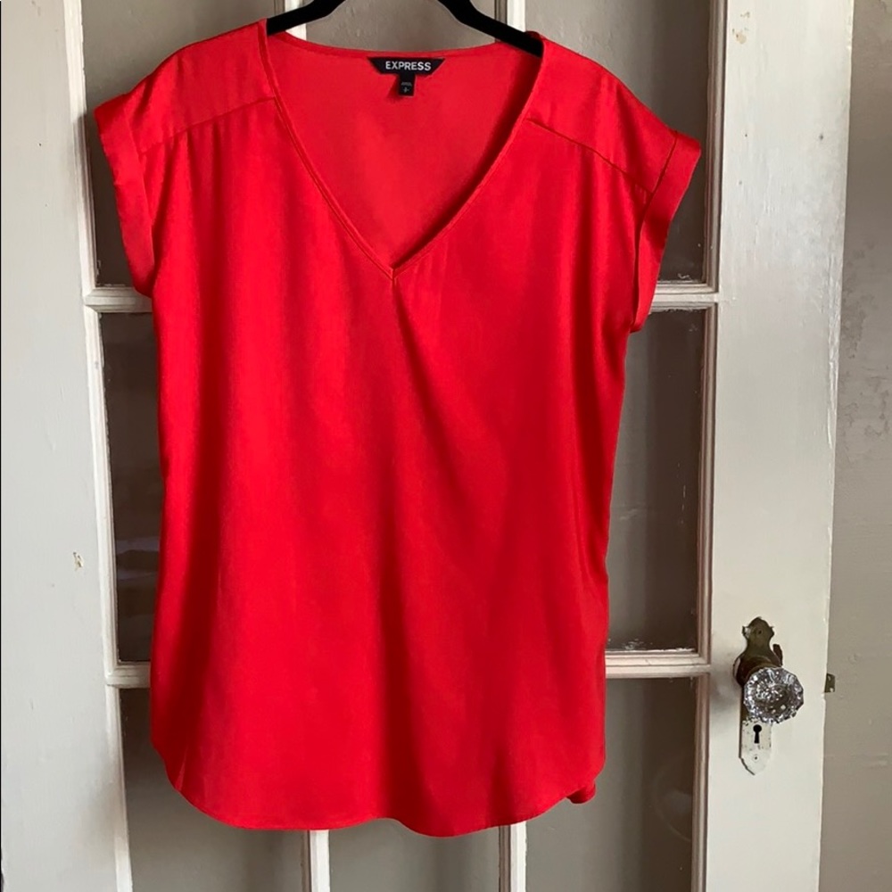 Express Silky V Neck Gramercy Tee